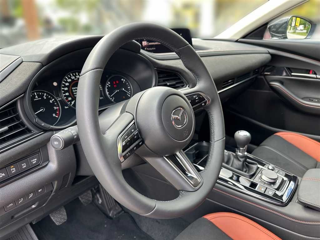 Mazda CX-30 2025