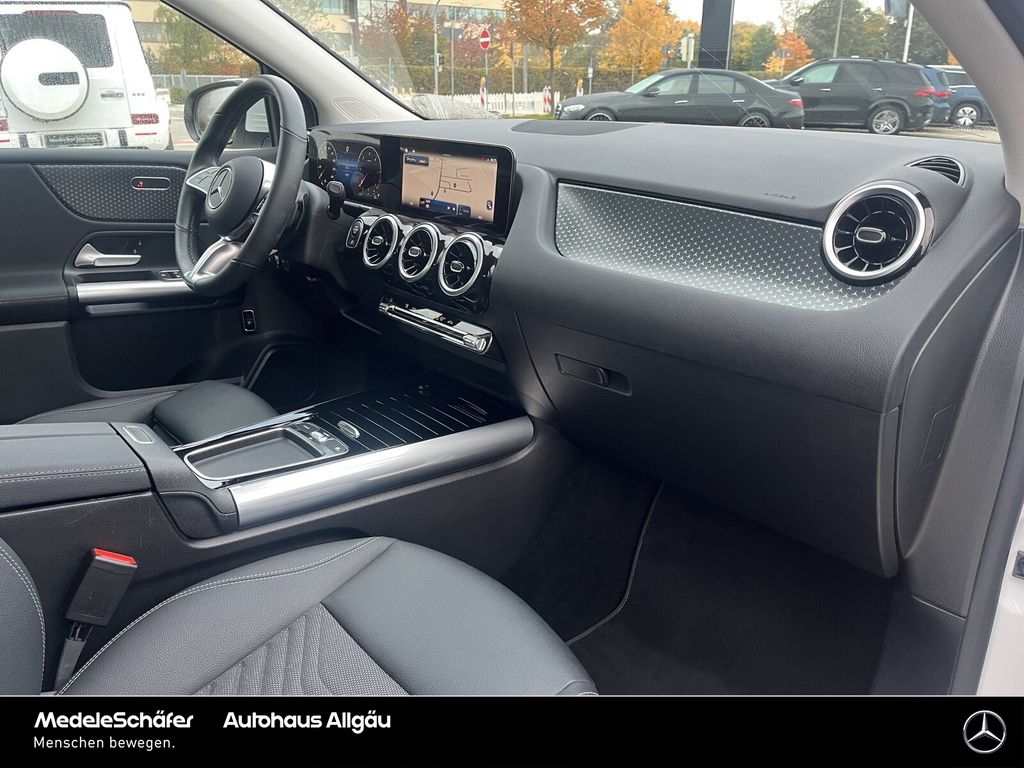 Mercedes-Benz B 180 2024