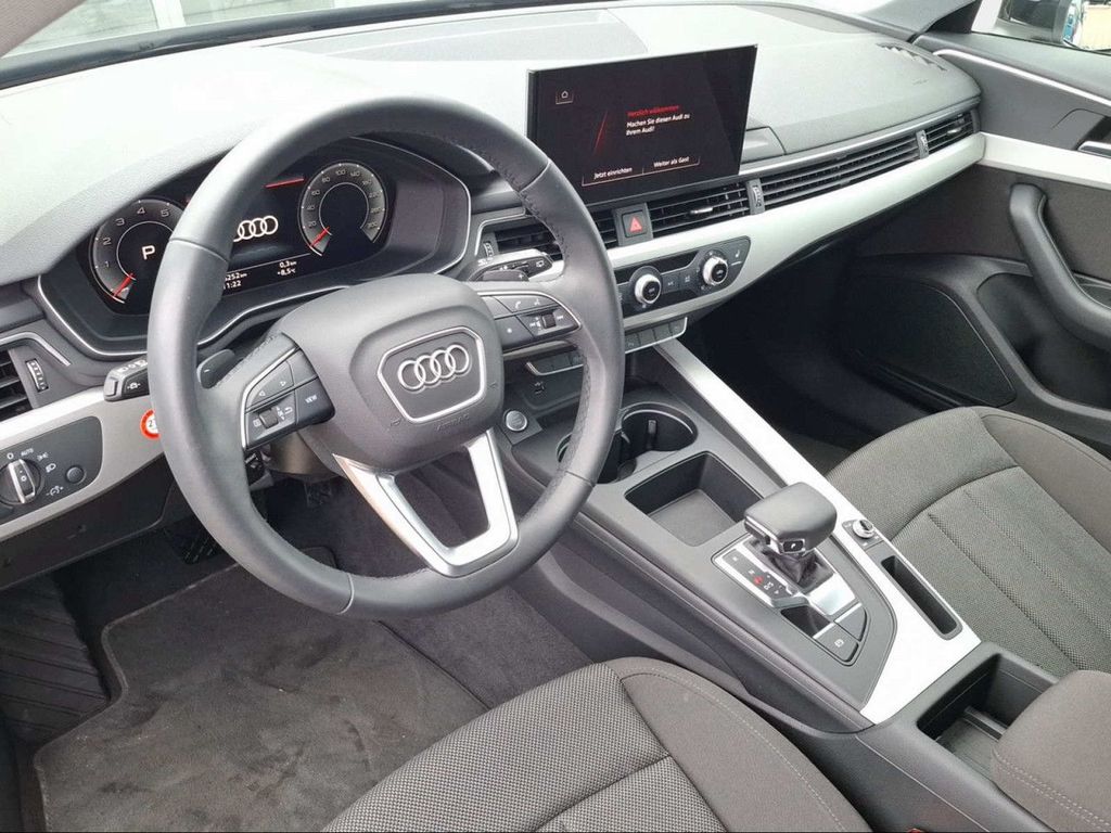 Audi A4 2025