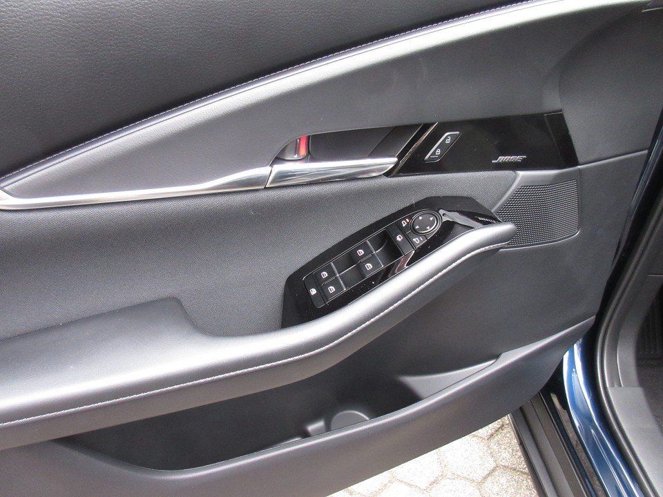 Mazda CX-30 2025
