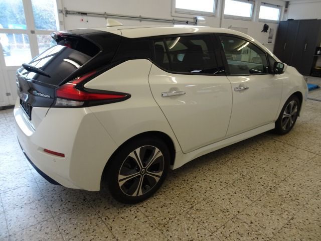 Nissan Leaf 2021