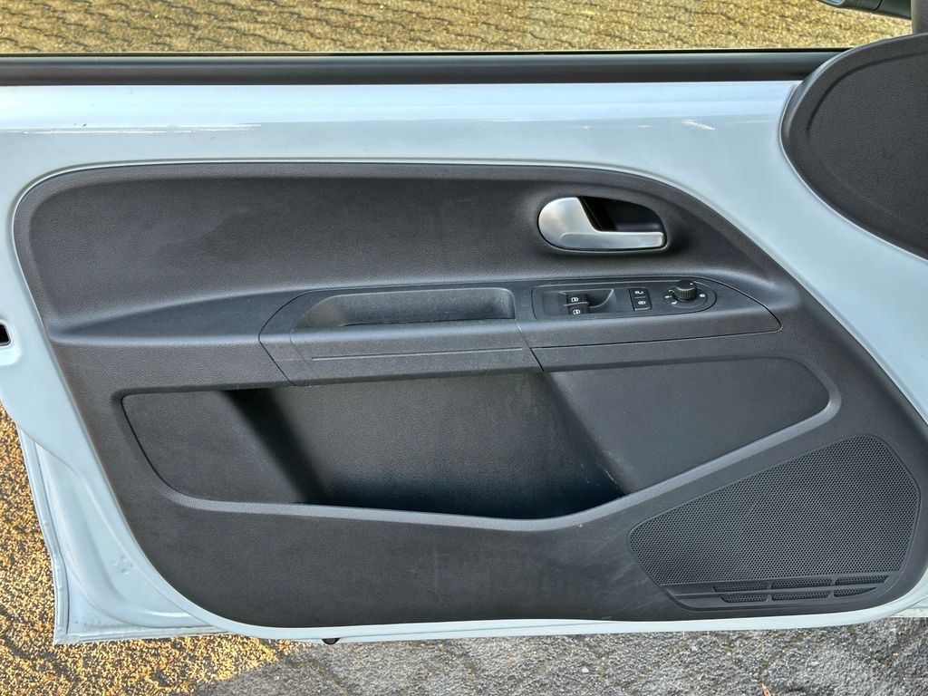 Volkswagen up! 2022
