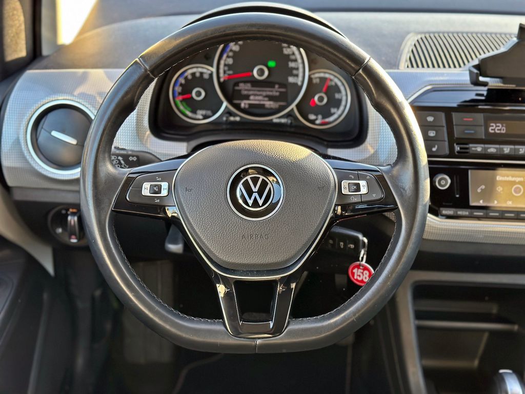 Volkswagen up! 2022