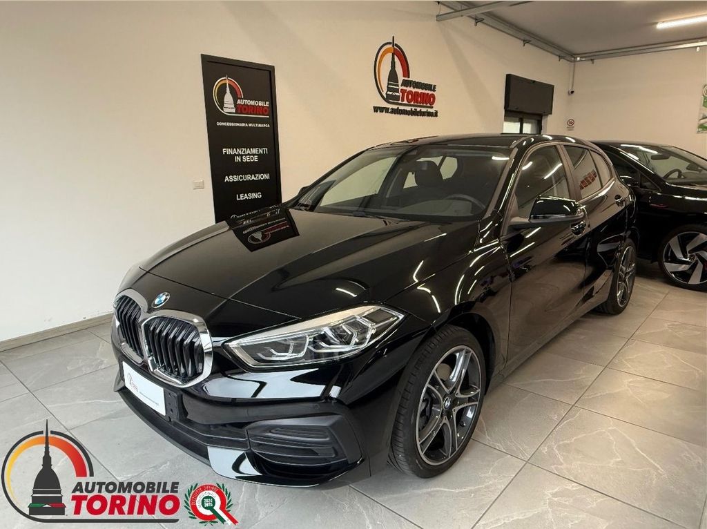 BMW 118 2022