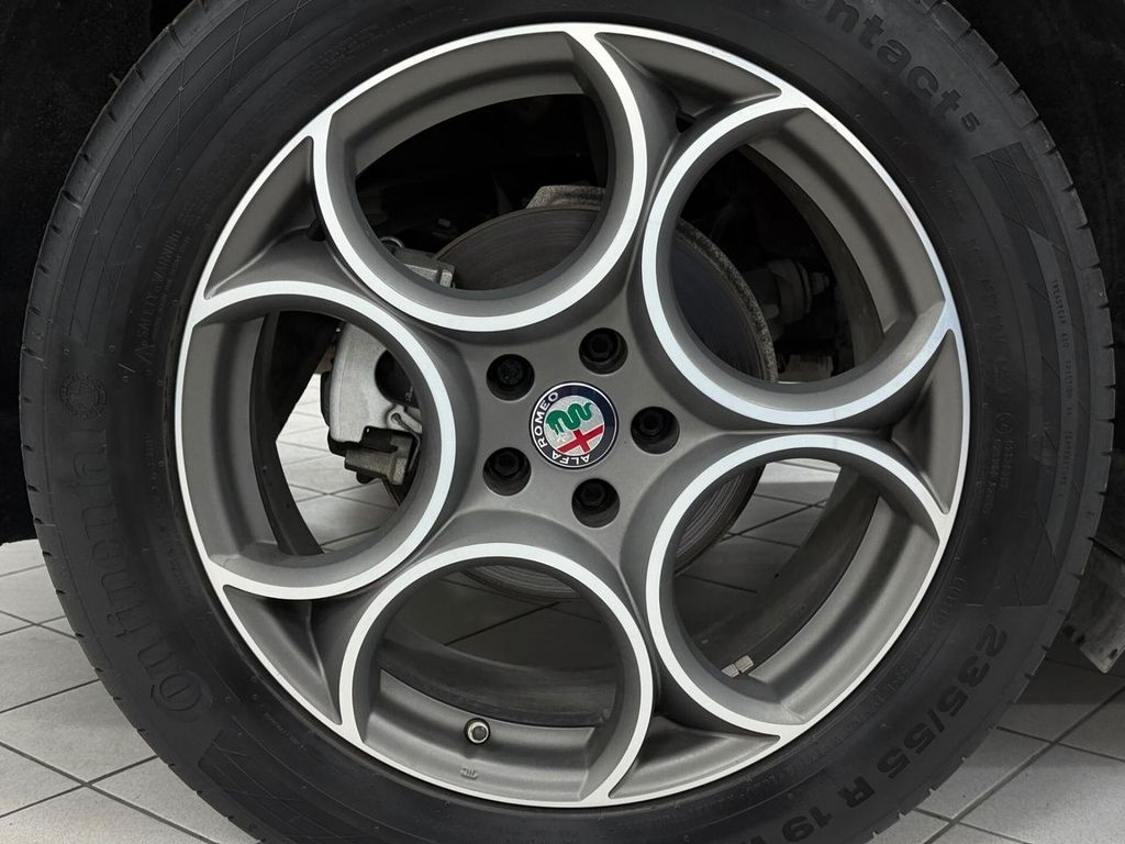 Alfa Romeo Stelvio 2019