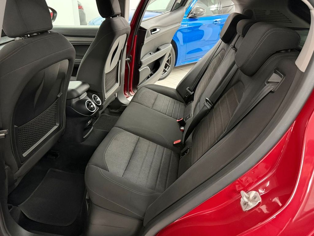 Alfa Romeo Stelvio 2019