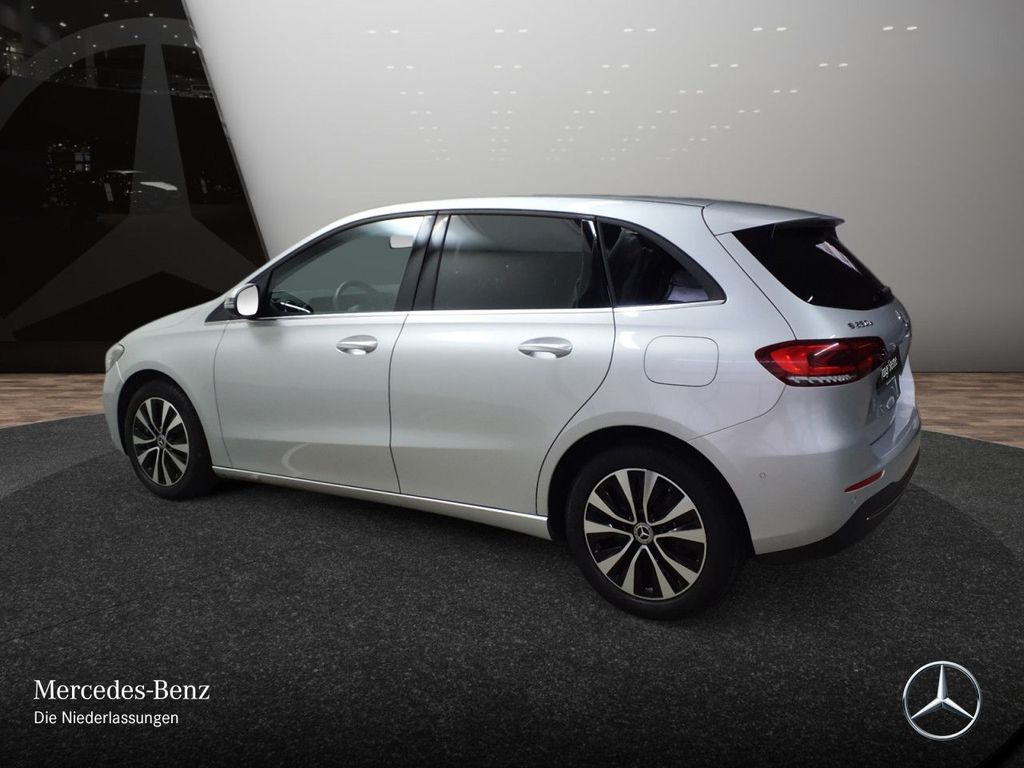 Mercedes-Benz B 250 2022