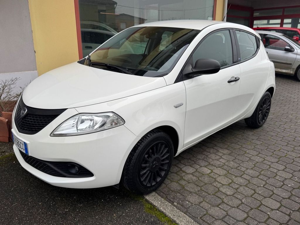 Lancia Ypsilon 2019