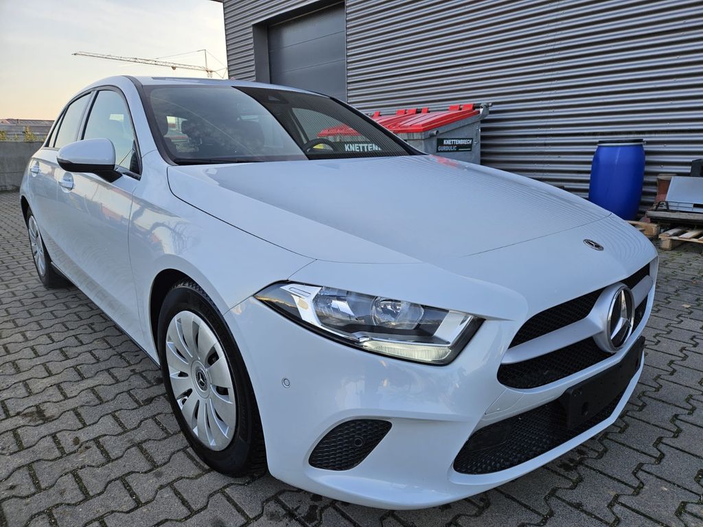 Mercedes-Benz A 160 2021