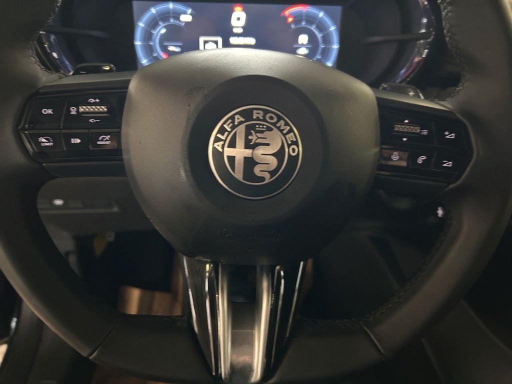 Alfa Romeo Junior 2026