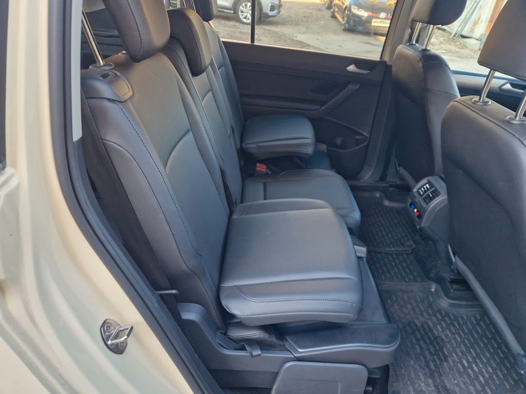 Volkswagen Touran 2023