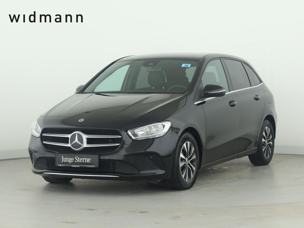 Mercedes-Benz B 180 2023