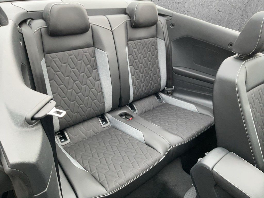 Volkswagen T-Roc 2025