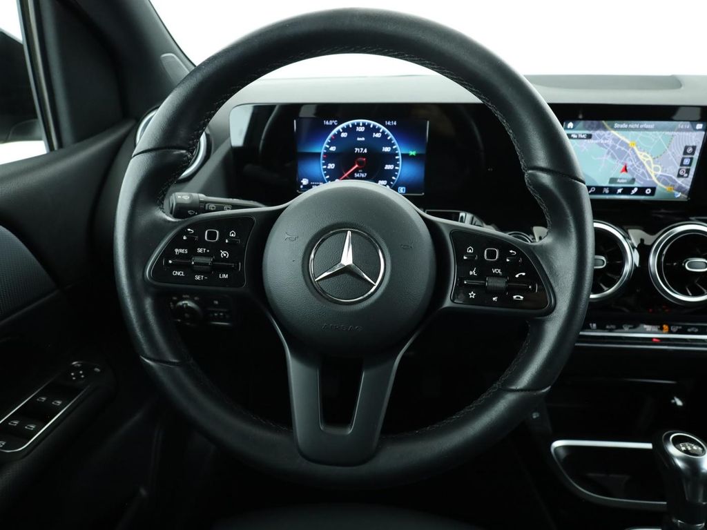 Mercedes-Benz B 180 2023