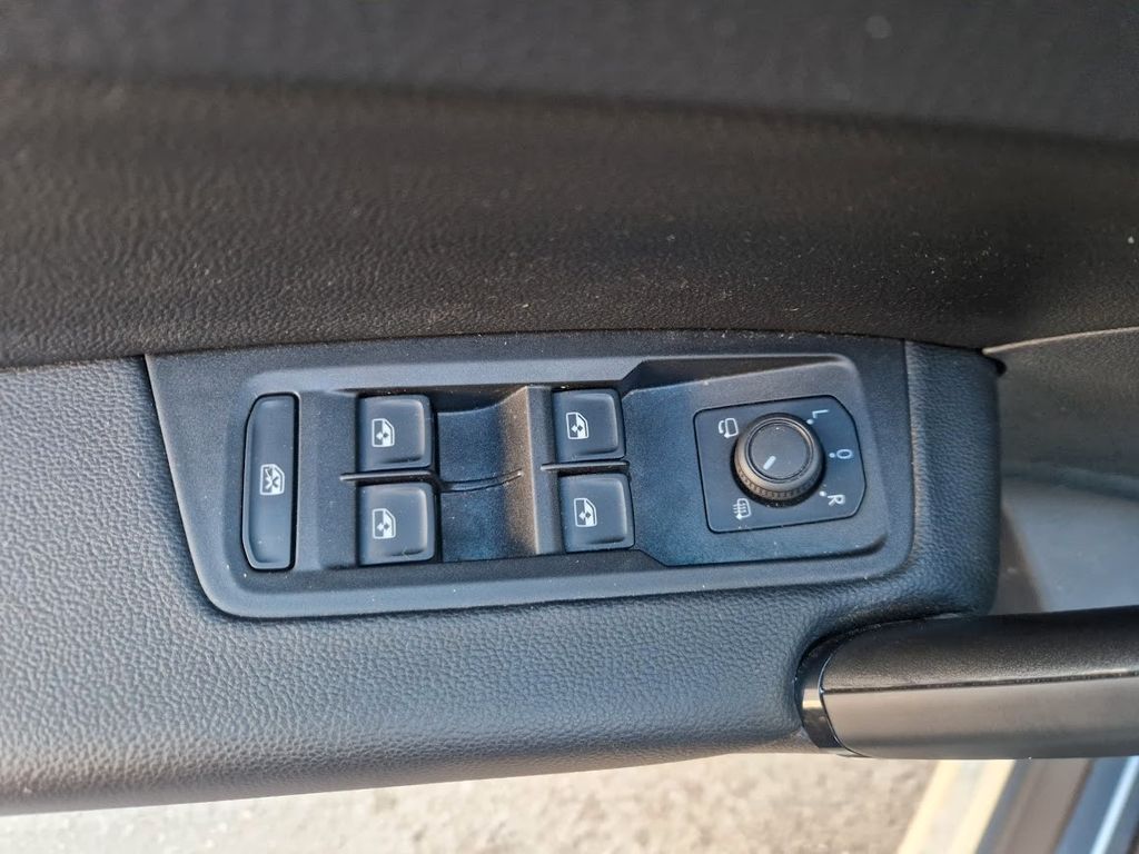 Volkswagen Touran 2023