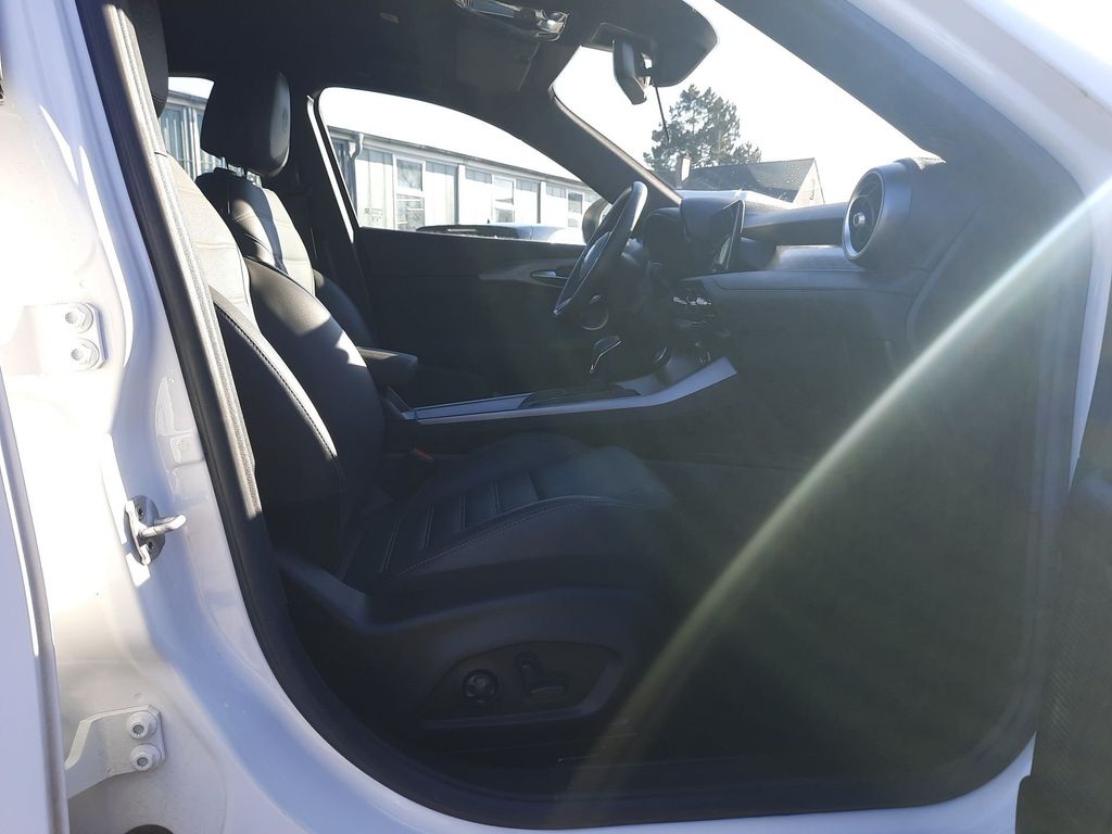 Alfa Romeo Tonale 2024