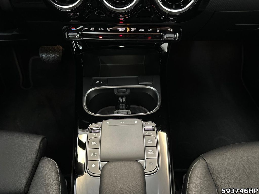 Mercedes-Benz A 250 2021