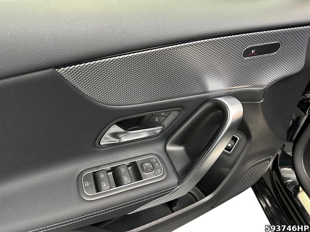 Mercedes-Benz A 250 2021