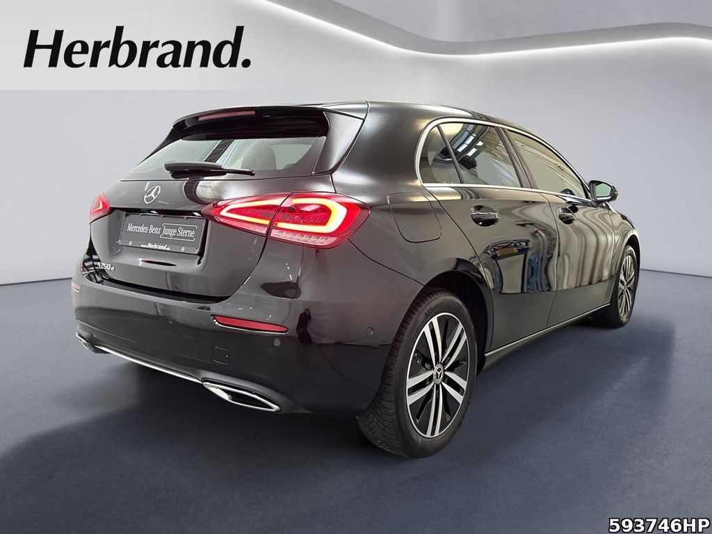Mercedes-Benz A 250 2021