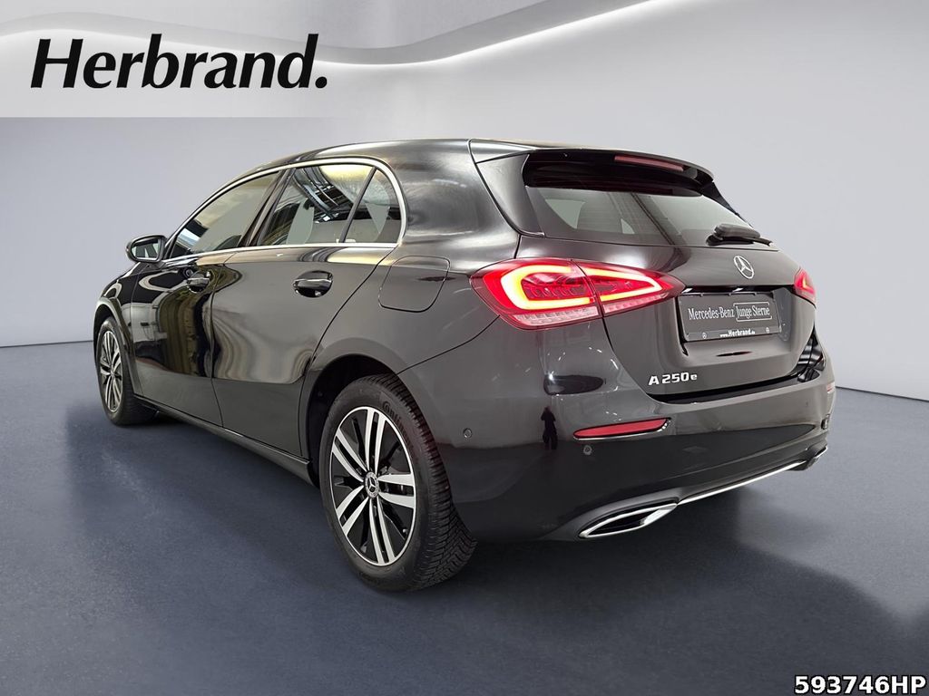 Mercedes-Benz A 250 2021