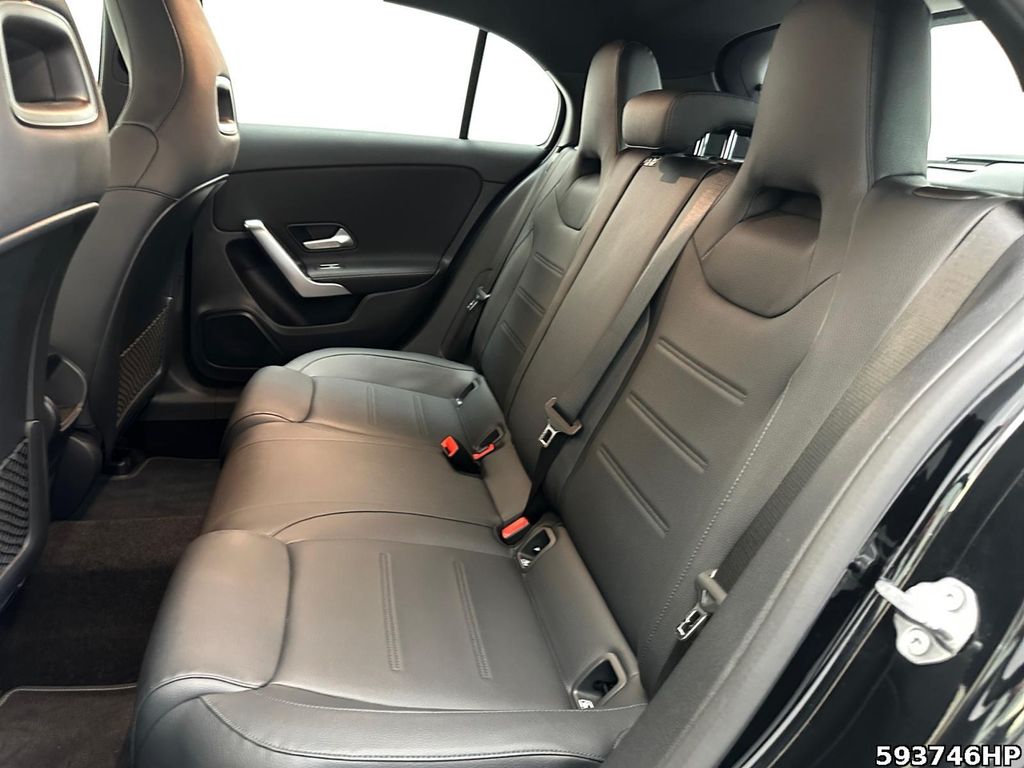 Mercedes-Benz A 250 2021