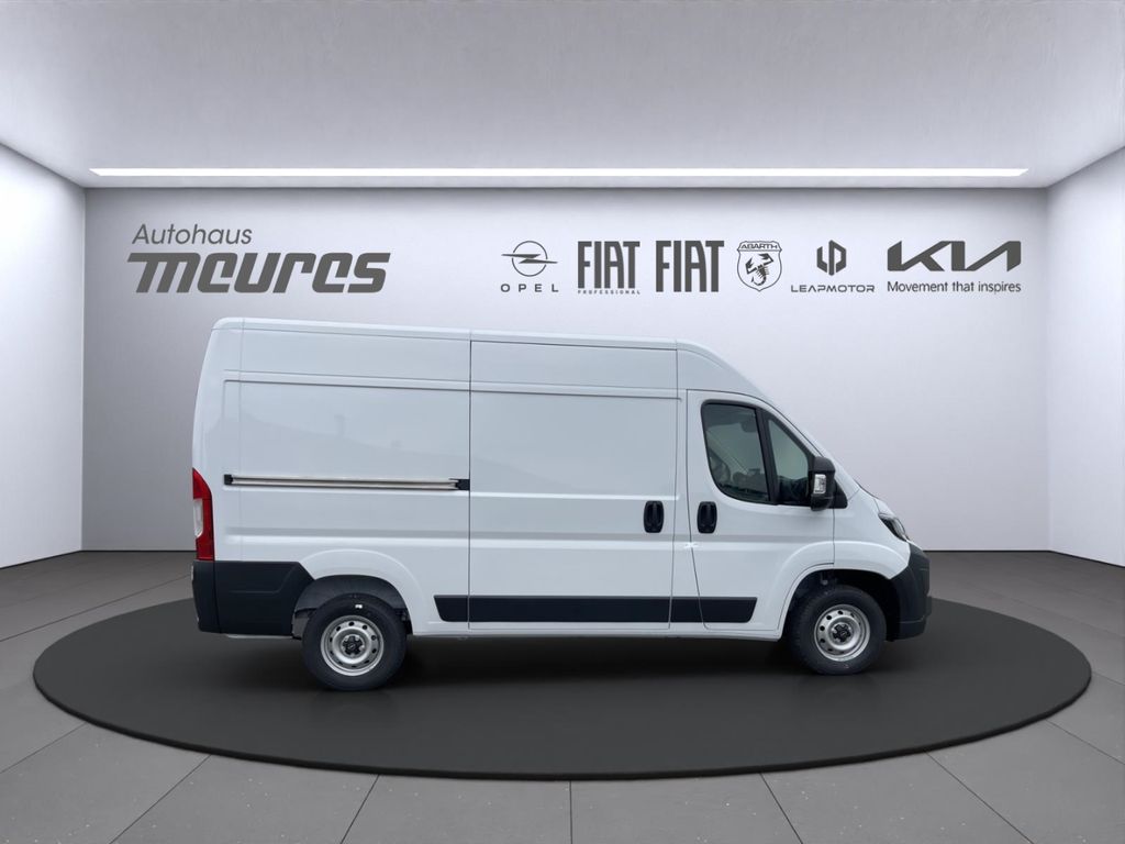 Opel Movano 2025