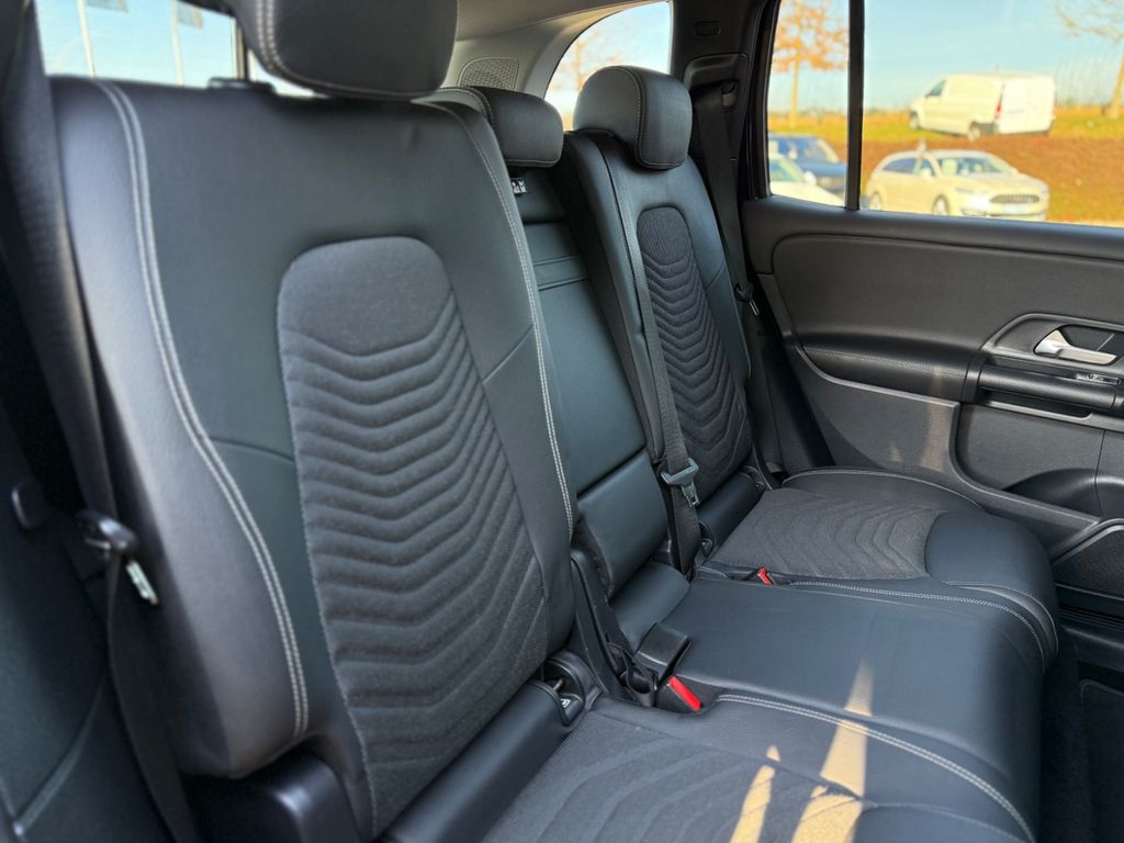 Mercedes-Benz GLB 200 2022