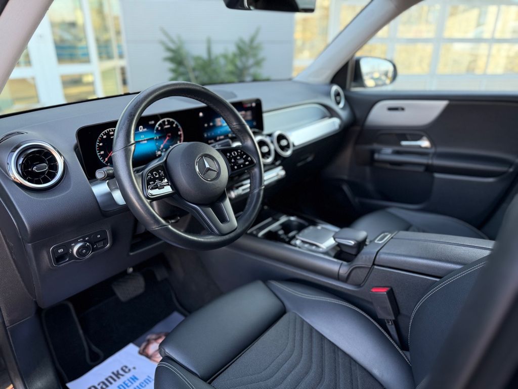 Mercedes-Benz GLB 200 2022