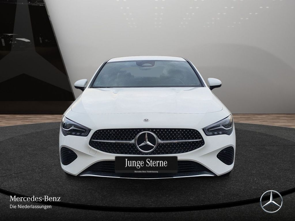 Mercedes-Benz CLA 180 2025