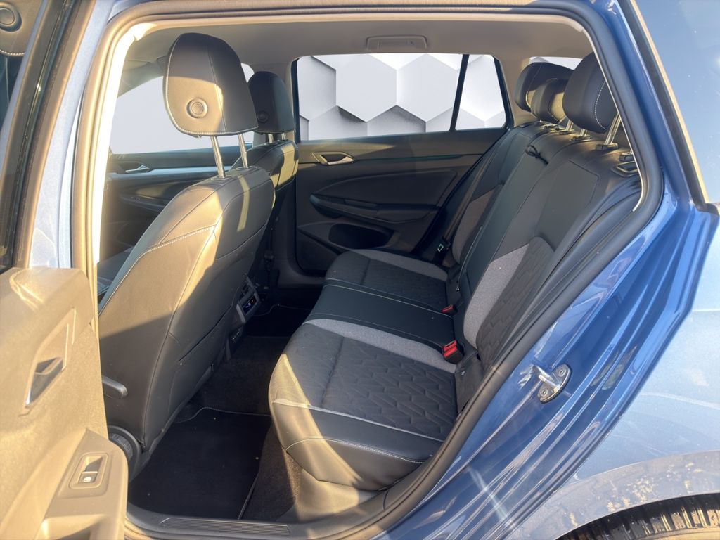 Volkswagen Golf 2024