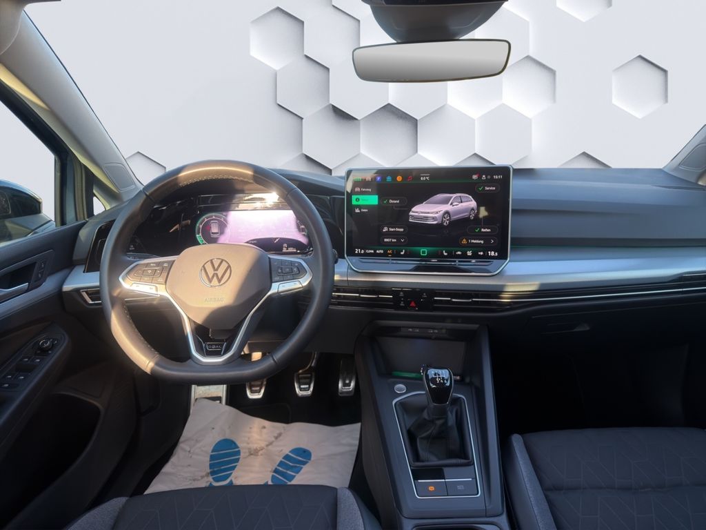 Volkswagen Golf 2024