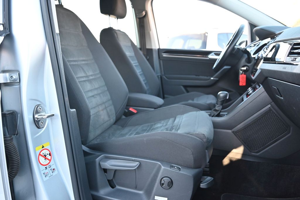 Volkswagen Touran 2021