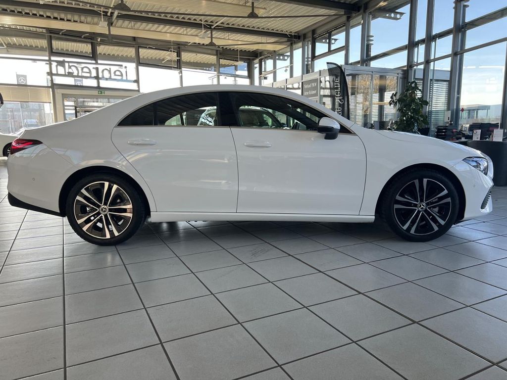 Mercedes-Benz CLA 180 2025