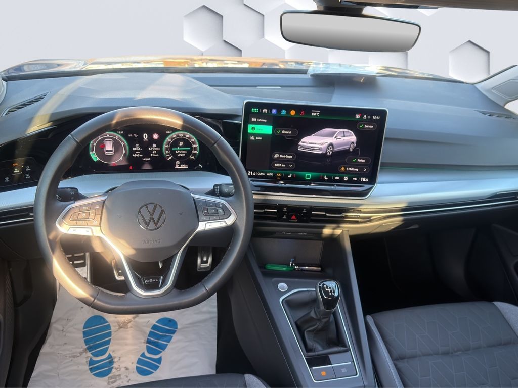 Volkswagen Golf 2024