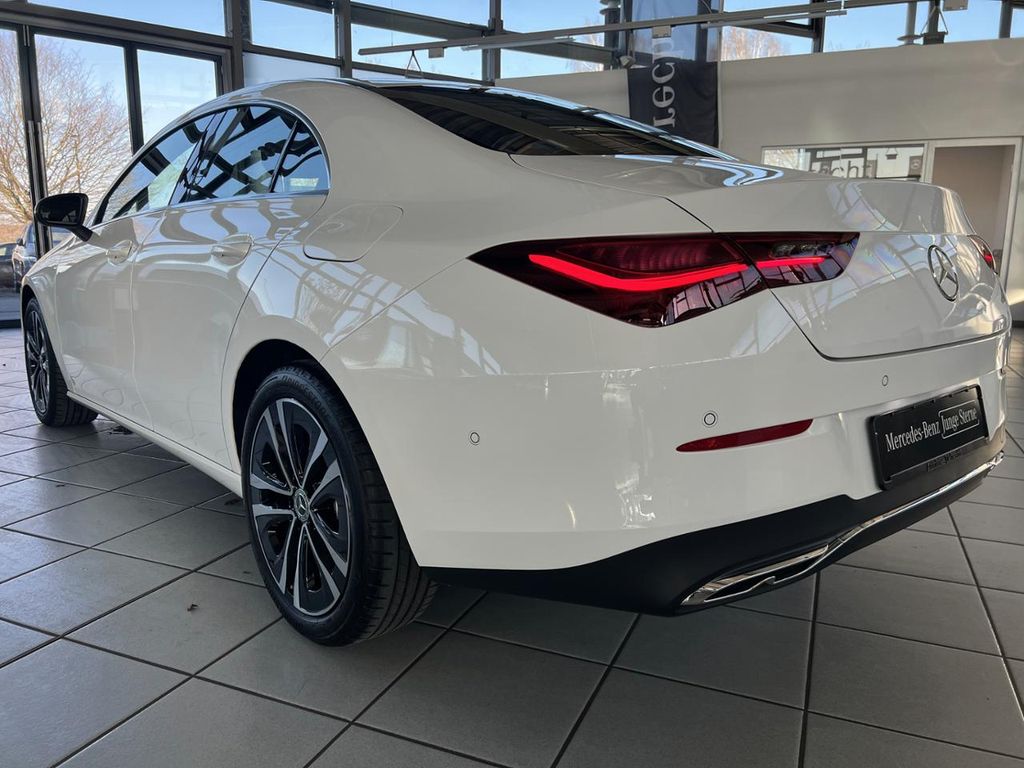 Mercedes-Benz CLA 180 2025