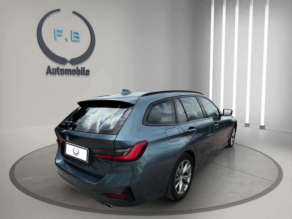 BMW 318 2021