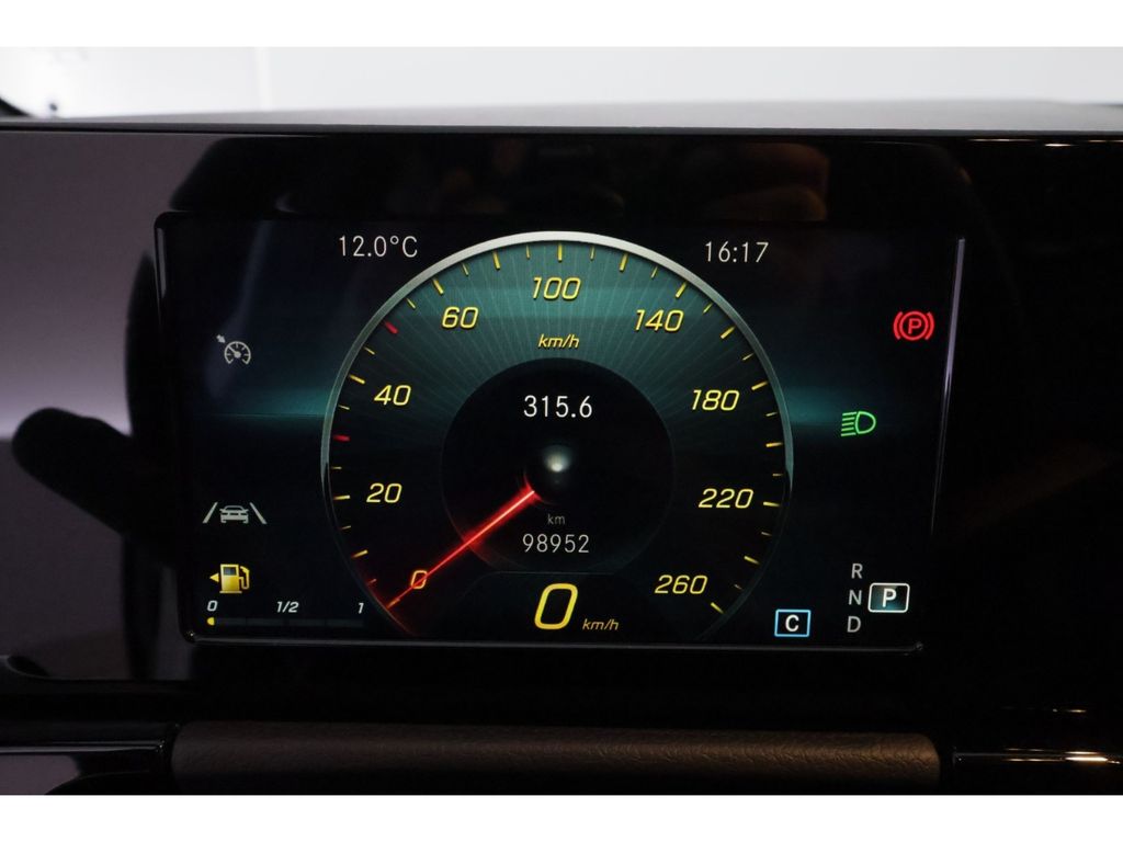 Mercedes-Benz B 200 2021