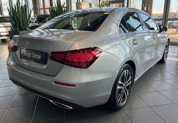 Mercedes-Benz A 200 2025