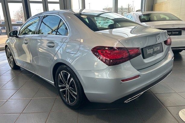 Mercedes-Benz A 200 2025