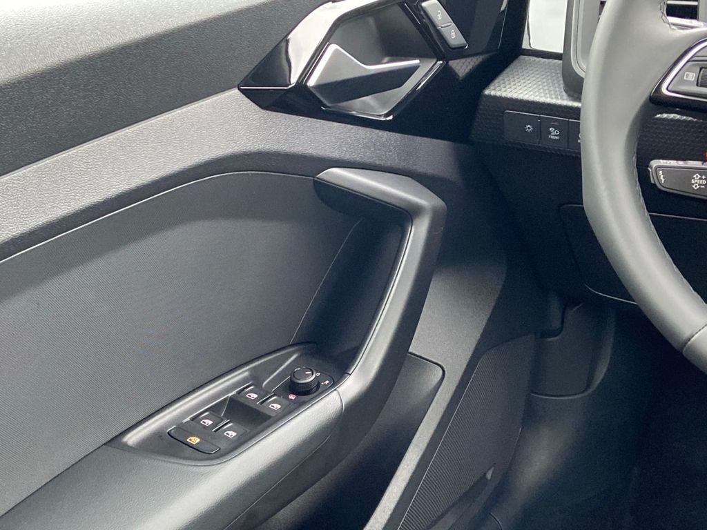 Audi A1 2025