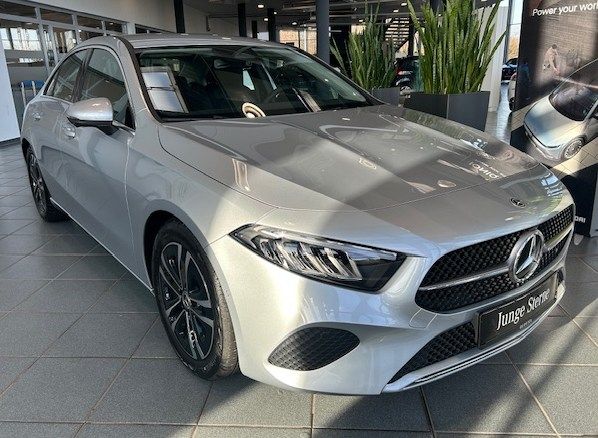 Mercedes-Benz A 200 2025