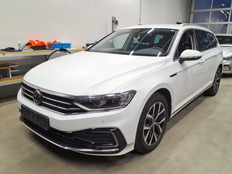Volkswagen Passat 2021