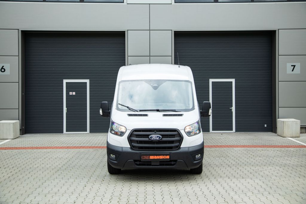 Ford Transit 2024