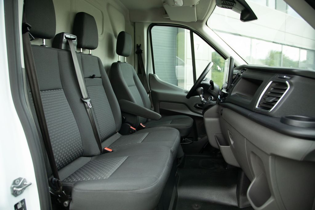 Ford Transit 2024