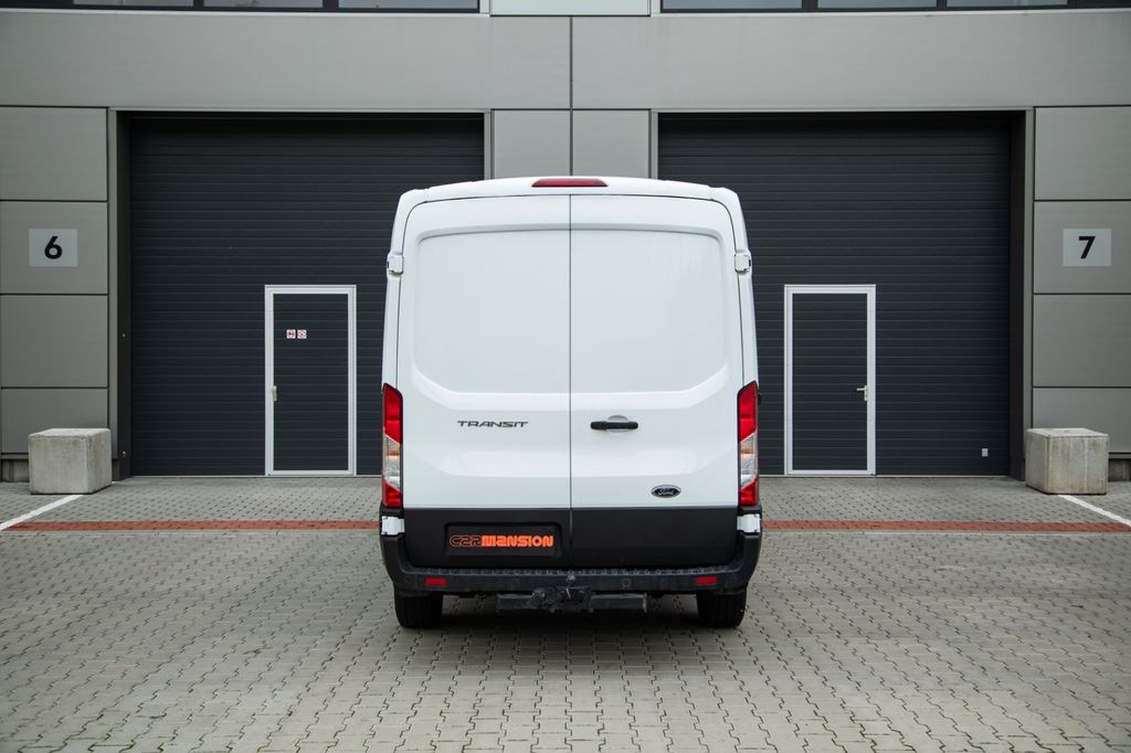 Ford Transit 2024