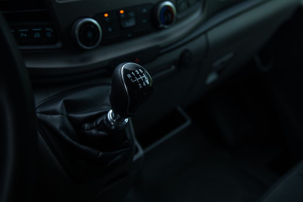 Ford Transit 2024
