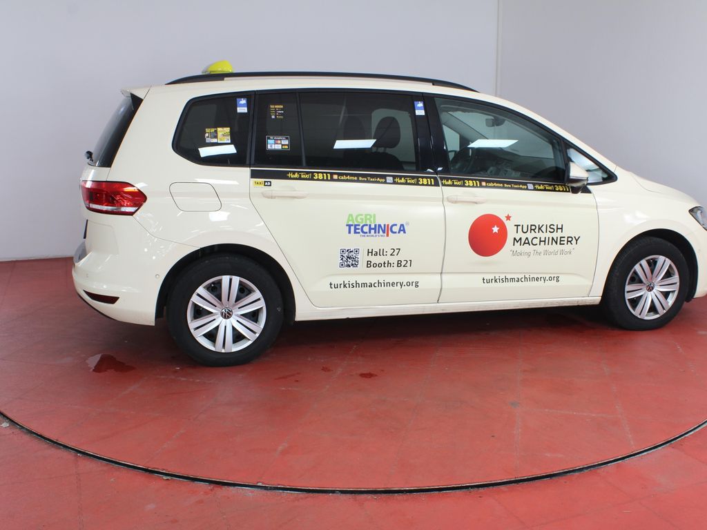 Volkswagen Touran 2024