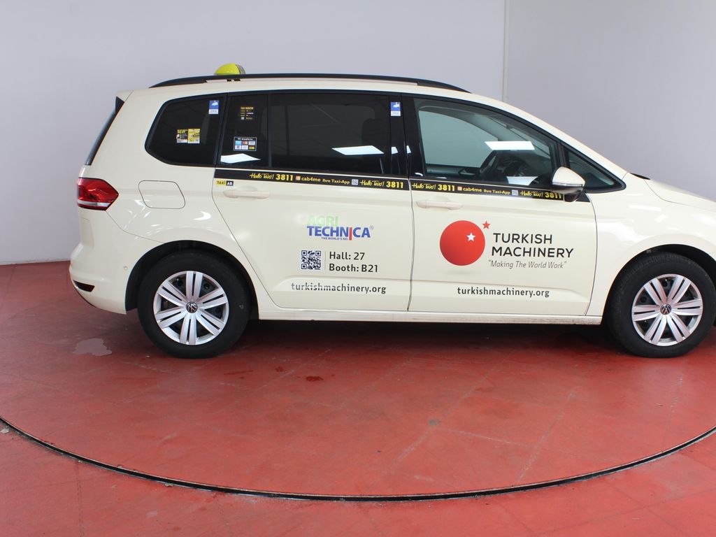 Volkswagen Touran 2024