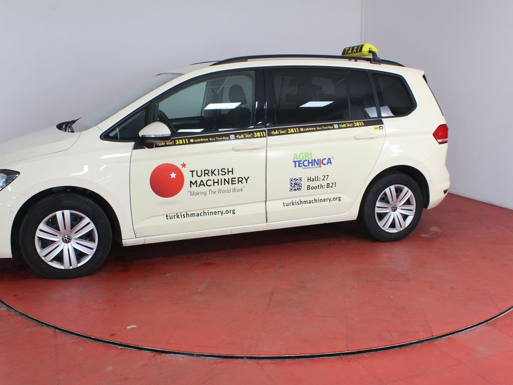 Volkswagen Touran 2024
