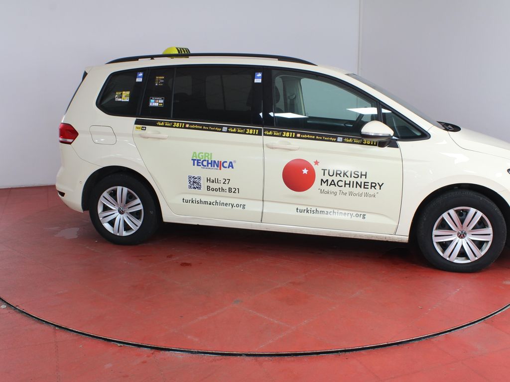 Volkswagen Touran 2024